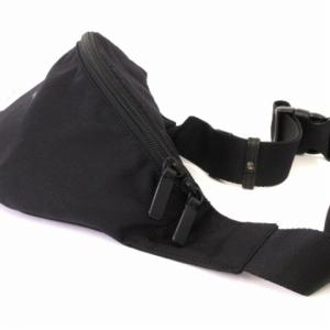 agnes b. 19SS ロゴナイロンボディバッグ ブラック