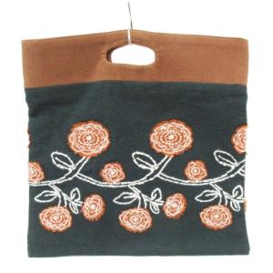 美品 flag bag giadiano ハンド クラッチ 刺繍 花柄 ua9783 グリーン