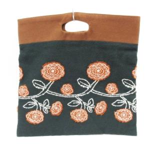 mina perhonen 美品 flag bag giadiano ハンド クラッチ 刺繍 花柄 ua9783 グリーン