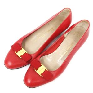 Salvatore Ferragamo VARA ヴァラ パンプス ヒール レザー イタリア製 レッド 8C  IBO26