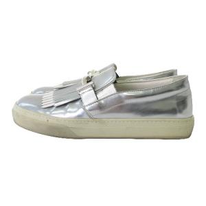 TOD'S タッセルローファー シルバーカラー