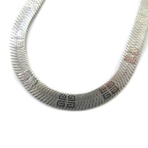 GIVENCHY ネックレス ペンダント ロゴ シルバーカラー AA