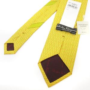 Salvatore Ferragamo タグ付き ネクタイ レギュラータイ シルク 総柄 イエロー スーツ小物 SM0