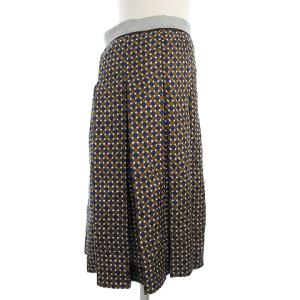 PRADA スカート ひざ丈 フレア ボックスプリーツ 総柄 シルク100% 茶 ブラウン ネイビー 38 SM0