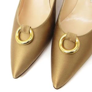 MANOLO BLAHNIK パンプス ポインテッドトゥ レザーソール 金具装飾 サテン ベージュ 36.5