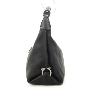 Salvatore Ferragamo ガンチーニ ショルダーバッグ  フラップ レザー 黒