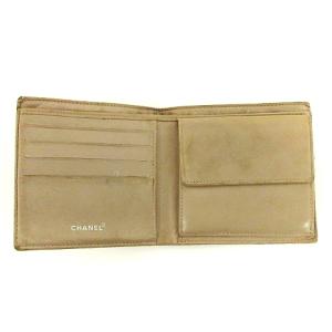 CHANEL ニュートラベルライン 二つ折り財布 刺繍 ココマーク アイボリー ウォレット