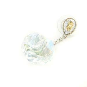 SWAROVSKI ピアス しずく型 ドロップ 揺れる ストーン シルバーカラー 水色 アクセサリー SM1