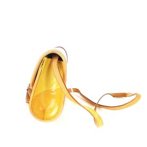 LOUIS VUITTON モノグラム ヴェルニ ポシェット フルール ショルダーバッグ エナメルレザー M91117 黄色