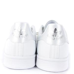 adidas タグ付き ディズニーコラボ ピーターパン ティンカーベル スタンスミス スニーカー シューズ プライムグリーン GZ5988