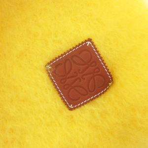 LOEWE アナグラム マフラー フリンジ イエロー