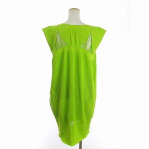 me ISSEY MIYAKE ノースリーブワンピース メッシュ ストレッチ 無地 MI44KT252 黄緑