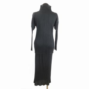PLEATS PLEASE ISSEY MIYAKE イッセイミヤケ セットアップ Tシャツ プリーツスカート PP04-JK604
