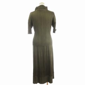 PLEATS PLEASE ISSEY MIYAKE セットアップ PP53-JK161 PP53-JG166 カーキ系 3