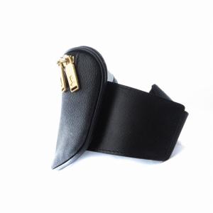 GENTIL BANDIT ボディバッグ ショルダー 鞄 ファスナー開閉 ペイント 迷彩 黒 ブラック