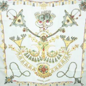 HERMES PARURES DES SABLES 砂漠のアクセサリー カレ90 スカーフ 大判 シルク 緑系 グリーン系 小物 SM3