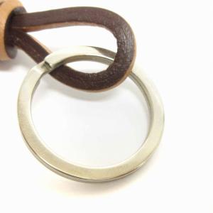 PRADA 美品 キーホルダー キーリング レザー 茶 ブラウン AA