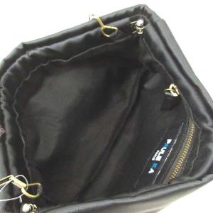 PAULE KA PARIS クラッチバッグ パーティバッグ フラワー バラ チェーン 黒 赤