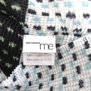 me ISSEY MIYAKE 18SS 立体プリーツ カットソー ノースリーブ 総柄 ダークネイビー系