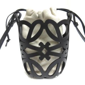 LOEWE C922Y62X02 アナグラム カットアウト ポケット ショルダーバッグ ラシックカーフ ブラック