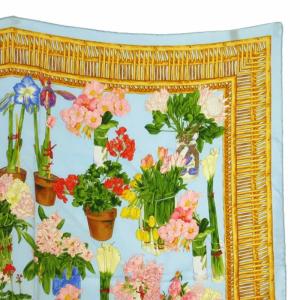 GUCCI フラワー 大判 スカーフ 総柄 シルク イタリア製 ライトブルー