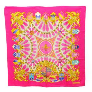 BRITISH HERALDRY スカーフ カレ90 英国紋章 大判 総柄 ピンク SM3