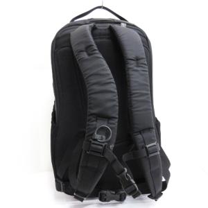 ARC’TERYX MANTIS26 デイパック リュックサック バックパック 7715 ブラック AA