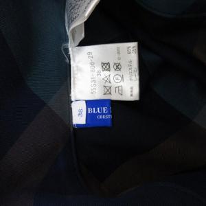 BLUE LABEL CRESTBRIDGE 前ボタン フレア スカート 38 ネイビー 250313E
