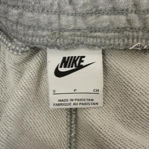 NIKE DD4683-063 ショートパンツ ロゴ刺繍 S グレー 