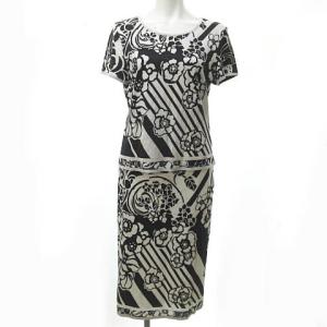 セットアップ 半袖 カットソー Tシャツ 膝丈 スカート 花柄 白 黒 L