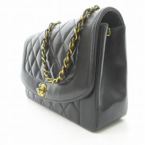 CHANEL マトラッセ ダイアナフラップ ラムスキン ブラック A01165
