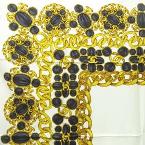CHANEL スカーフ アクセサリー柄 ココマーク チェーン シルク 白 ゴールド