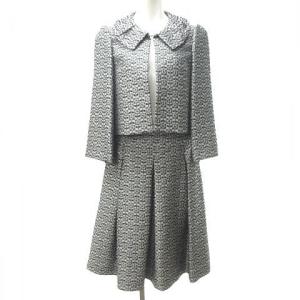 フラワー エンボス セットアップ スーツ ジャケット スカート フレア セミフォーマル グレー