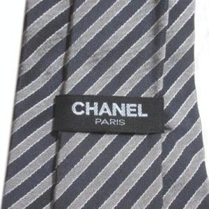 CHANEL ストライプ 紺灰 ネクタイ カメリア柄 ワイドタイ シルク ネイビー グレー AA IBO32 X 1219