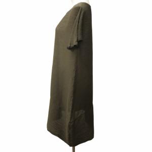 me ISSEY MIYAKE 美品 ワンピース プリーツ 半袖 ドルマンスリーブ ひざ丈 MI43FT463 カーキ 0827