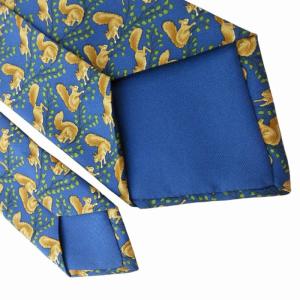 HERMES 美品 ネクタイ カジュアル 絹 シルク リス柄 総柄 青 ブルー