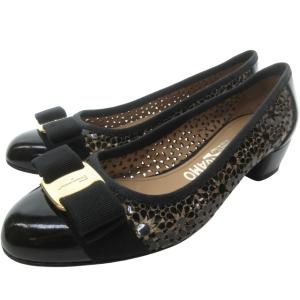 美品 ヴァラ リボン カットワーク パンプス ミュール エナメル パテントレザー 黒 ブラック 5 約22.5cm 1122