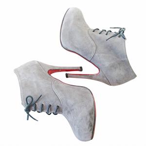 Christian Louboutin スエード ブーティ ピンヒール レースアップ シークレットブーツ 35 22cm グレー 0217 IBO65