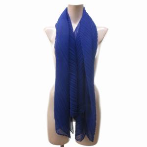 イッセイミヤケ 極美品 近年 イッセイミヤケ スカーフ ストール 青