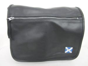 ニューライナー メッセンジャーバッグ ワンショルダーバッグ コーティング加工 黒 ブラック