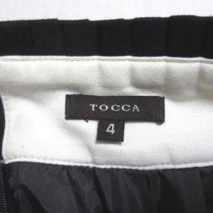 TOCCA スカートスーツ セットアップ 4 L 黒 白 ブラック ホワイト ジャケット フロントホック ひざ丈 タイト リボン レーヨン