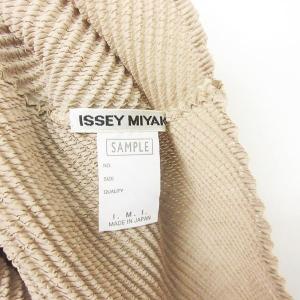 ISSEY MIYAKE カットソー 長袖 プリーツ加工 ハイネック ベージュ