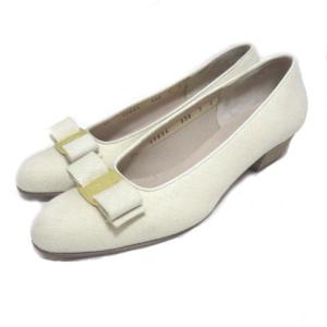 BOUTIQUE ヴァラ パンプス 24.5cm ホワイト