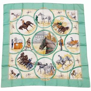 auteuil en mai オートゥイユの5月 カレ90 シルク スカーフ ストール 馬 乗馬 総柄 薄緑 1027