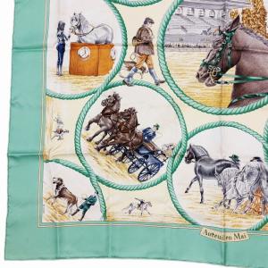 HERMES auteuil en mai オートゥイユの5月 カレ90 シルク スカーフ ストール 馬 乗馬 総柄 薄緑 1027