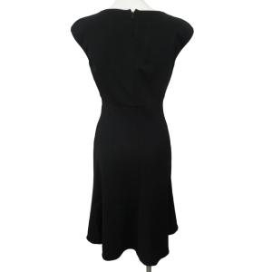 GIORGIO ARMANI セミフレアワンピース ドレス ストレッチ有 ひざ丈 ノースリーブ 黒 ブラック 38 Mサイズ 0216