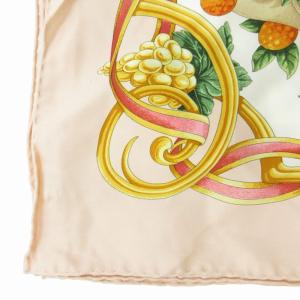 Salvatore Ferragamo タグ付き スカーフ 絹 シルク 鳥柄 花柄 総柄 ピンク GY14