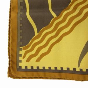 FENDI ハンカチ 絹 シルク 総柄 イタリア製 茶 ブラウン ベージュ GY14