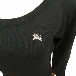 BURBERRY BLUE LABEL 刺繍ロゴ 長袖 ニット 伸縮性 ストレッチ性 黒 ブラック  GY14