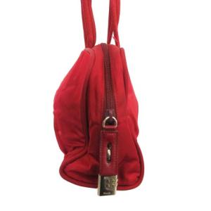 PRADA ナイロンワンショルダーバッグ レッド